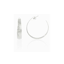 Carica l'immagine nel visualizzatore di Gallery, Orecchini Argentati Cerchio Piatto Martellati UnoAerre